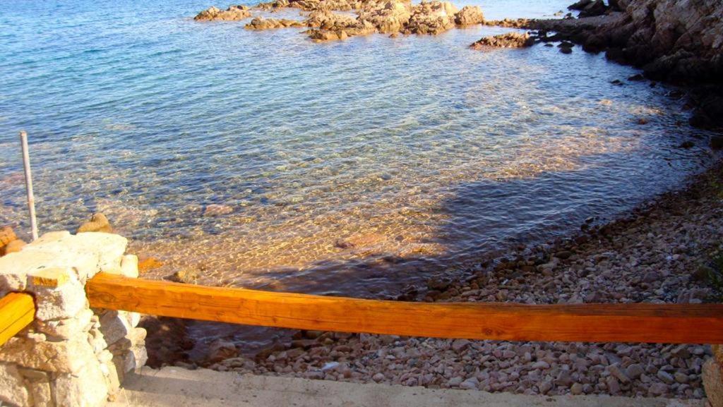 Вилла Casa Mughetto R5055 Seafront, Private Sea Access, Swimming Pool Ла-Маддалена Экстерьер фото